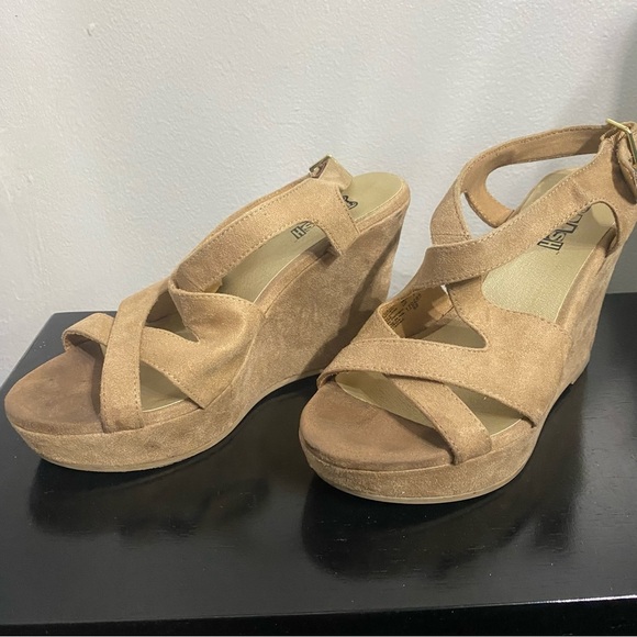 Brash La Wedge Platform Sandals Women Sz. 6.5 Tan - Picture 4 of 12